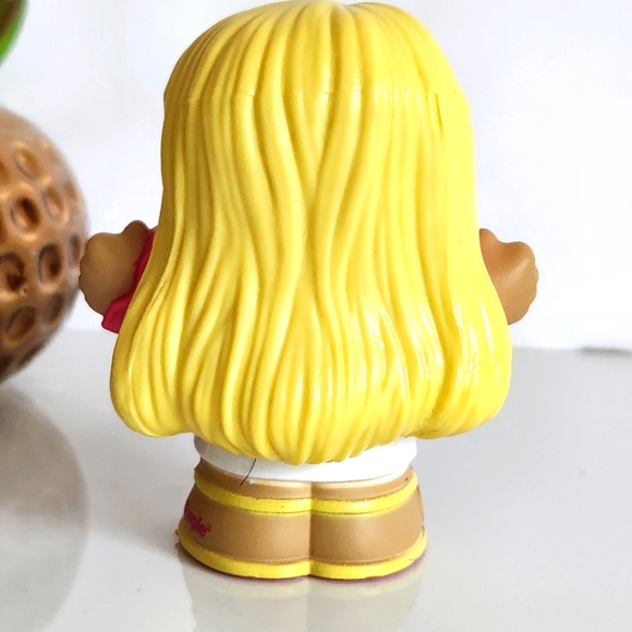 Fisher Price Little People Figures Barbie Dolls Race Car Driver - Picture 4 of 5